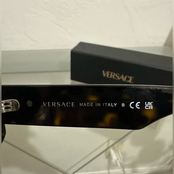 Versace Glasses - Picture 4 of 7